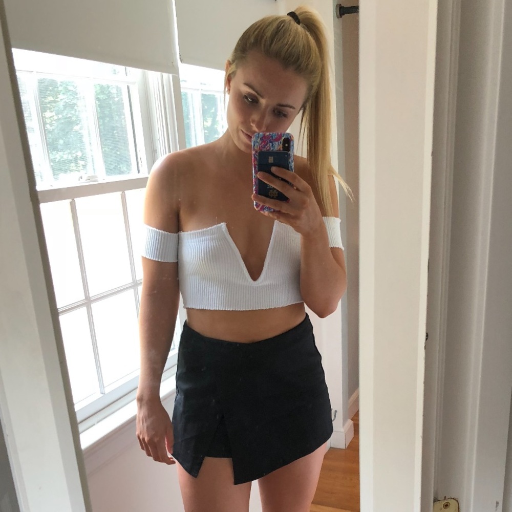LF SEEK the label white crop top